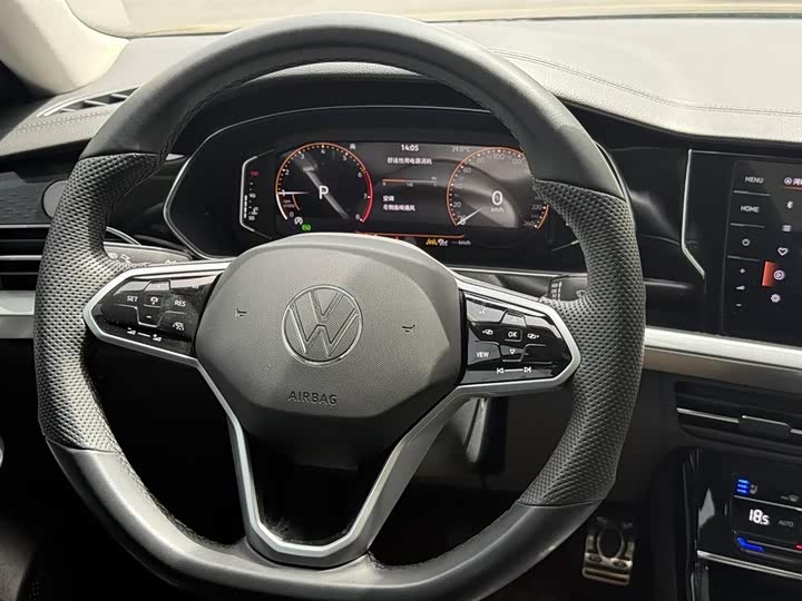 Фото 8 - Volkswagen Passat