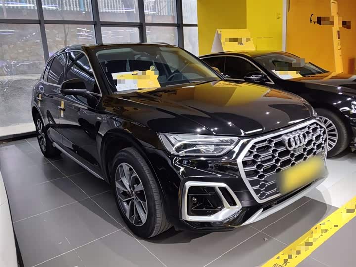 Фото 4 - Audi Q5L