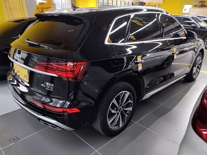 Фото 7 - Audi Q5L