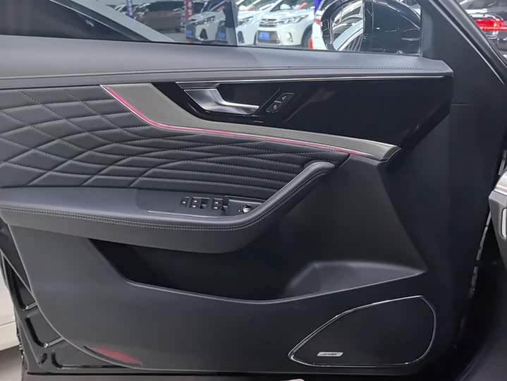 Фото 7 - Hongqi HS5