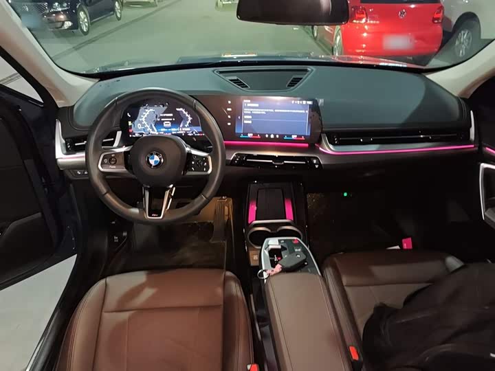 Фото 10 - BMW X1