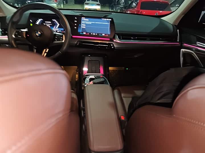 Фото 13 - BMW X1