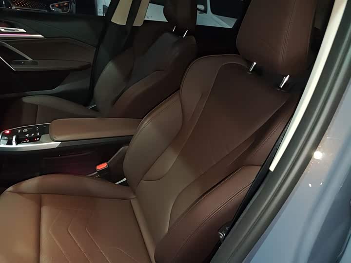 Фото 15 - BMW X1