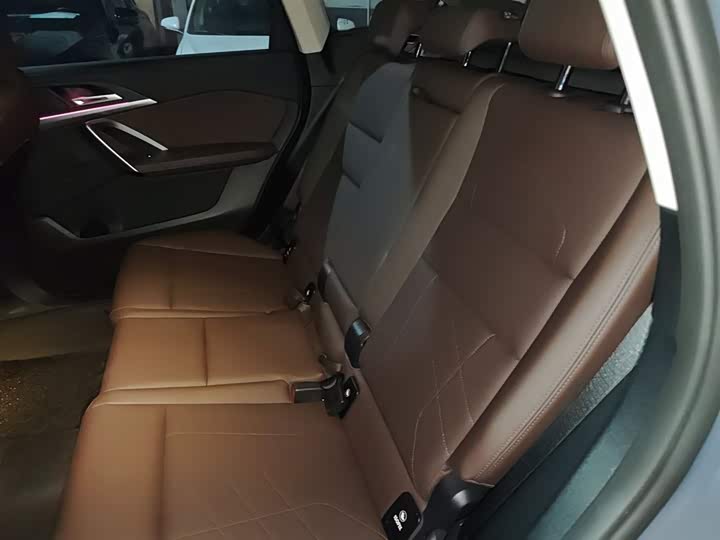 Фото 17 - BMW X1