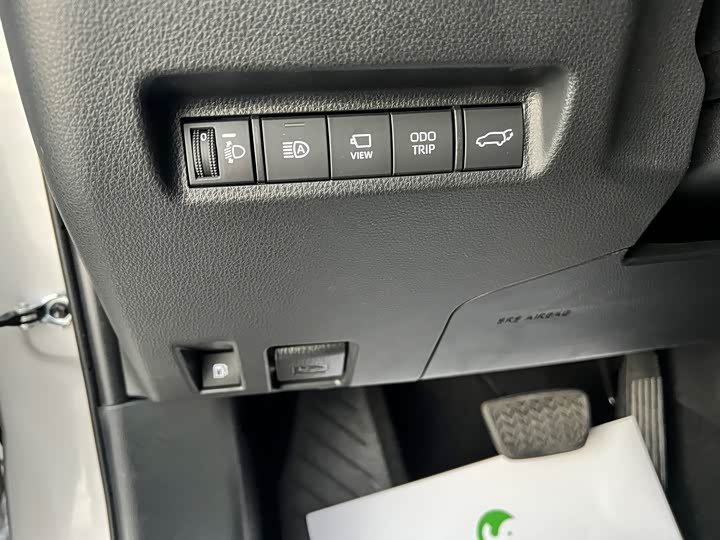 Фото 24 - Toyota Wildlander