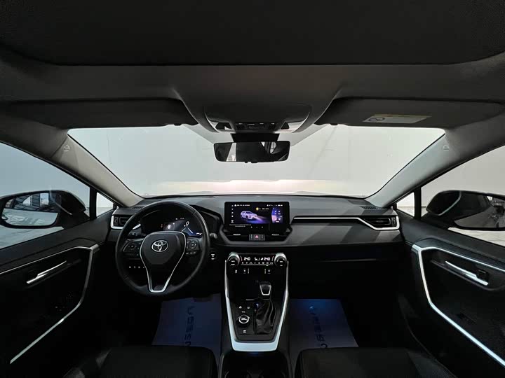 Фото 27 - Toyota Wildlander