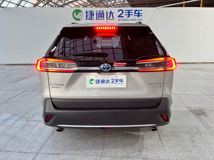 Фото 7 - Toyota Wildlander