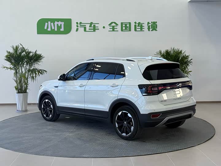 Фото 4 - Volkswagen Tacqua