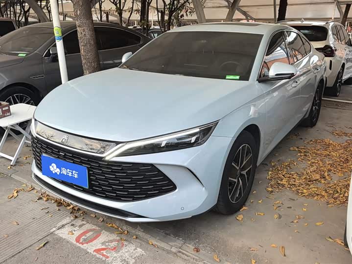 Фото 1 - BYD Qin L