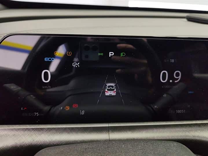 Фото 14 - Changan UNI-T