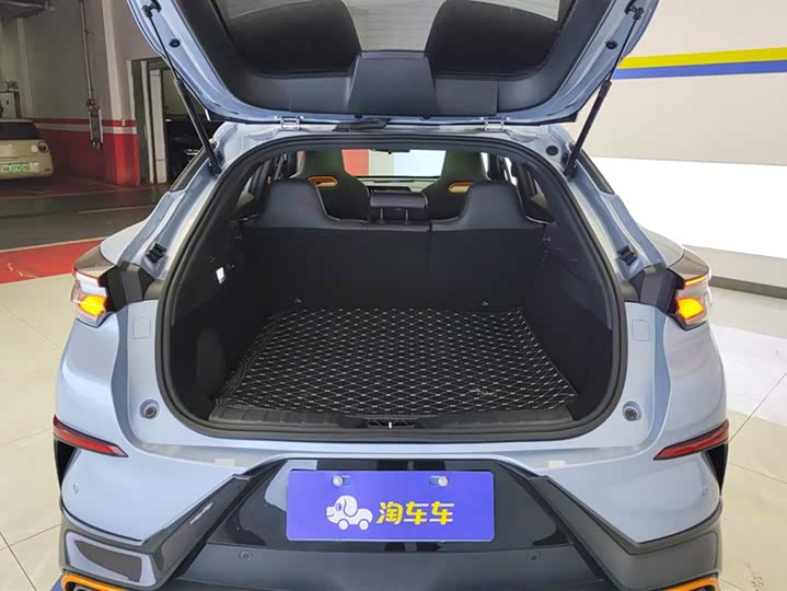 Фото 4 - Changan UNI-T