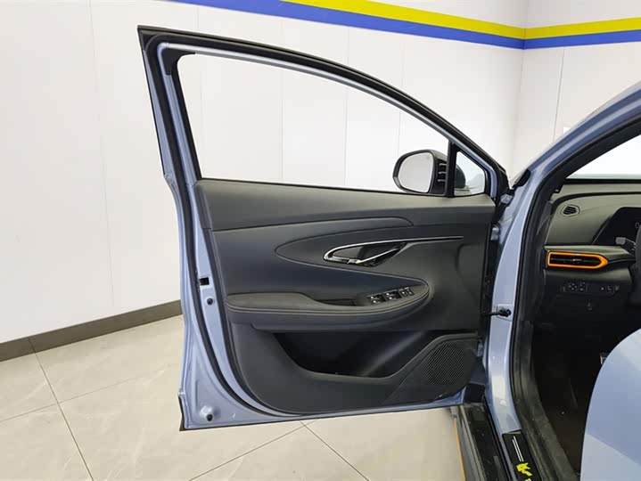 Фото 7 - Changan UNI-T