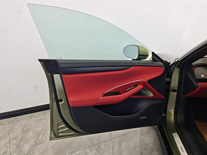 Фото 7 - Xiaomi SU7