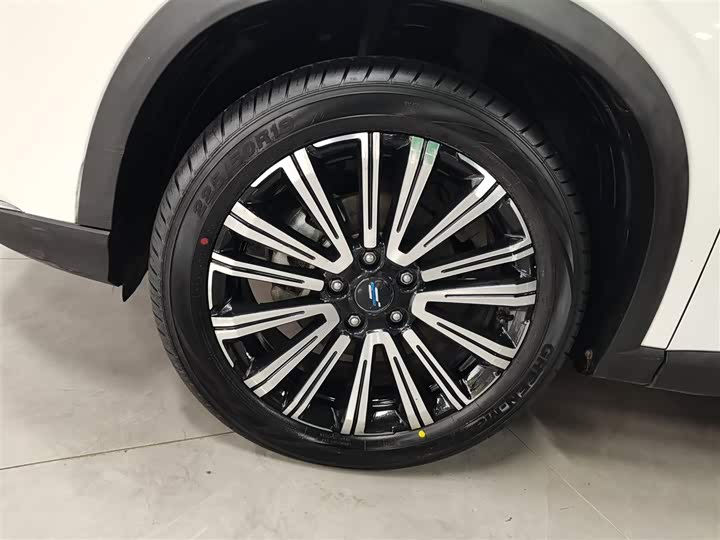 Фото 23 - Changan Oshan X5