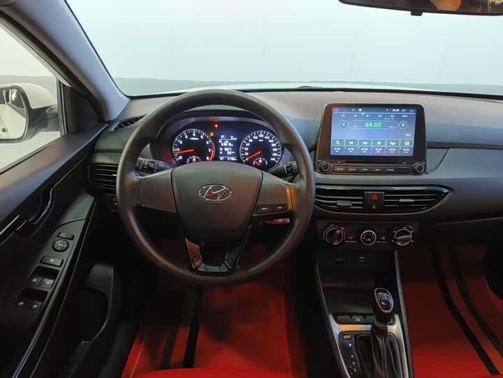 Фото 4 - Hyundai Celesta