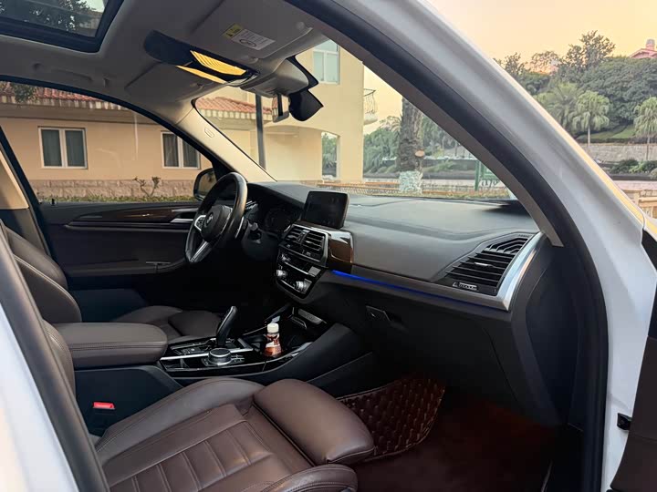 Фото 15 - BMW X3