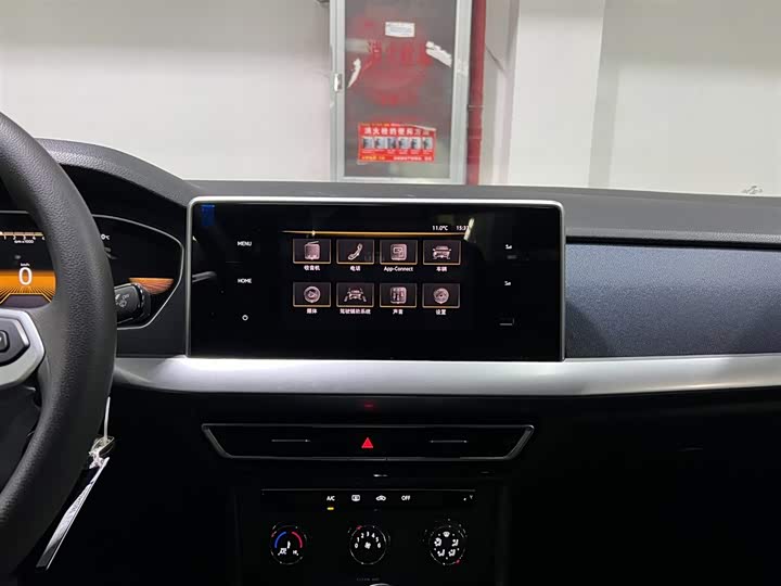 Фото 13 - Volkswagen Lavida