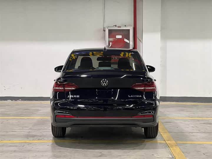 Фото 6 - Volkswagen Lavida