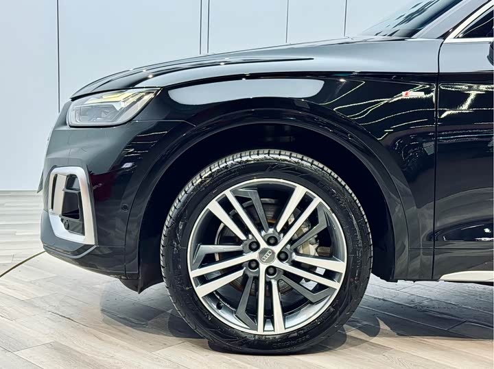 Фото 27 - Audi Q5L Sportback