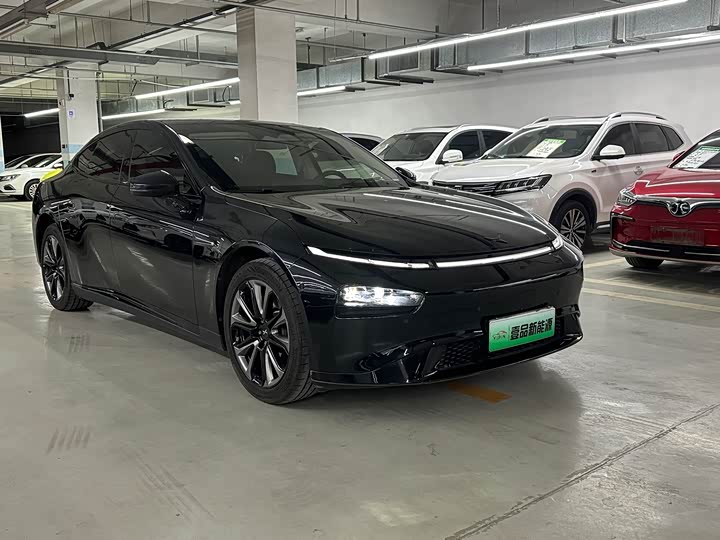 Фото 3 - XPeng P7