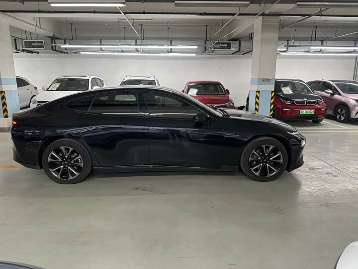 Фото 4 - XPeng P7