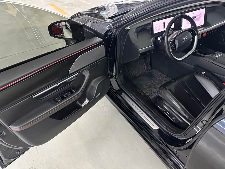 Фото 7 - XPeng P7