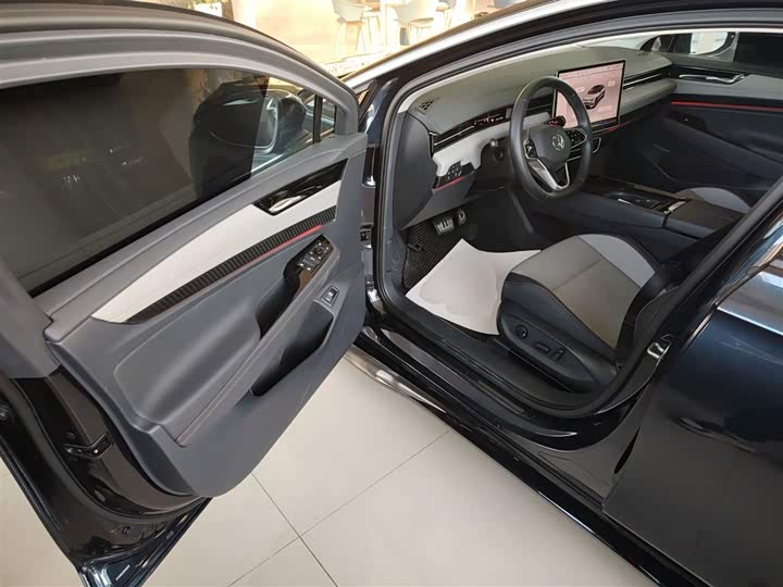 Фото 16 - Volkswagen ID.7 Vizzion