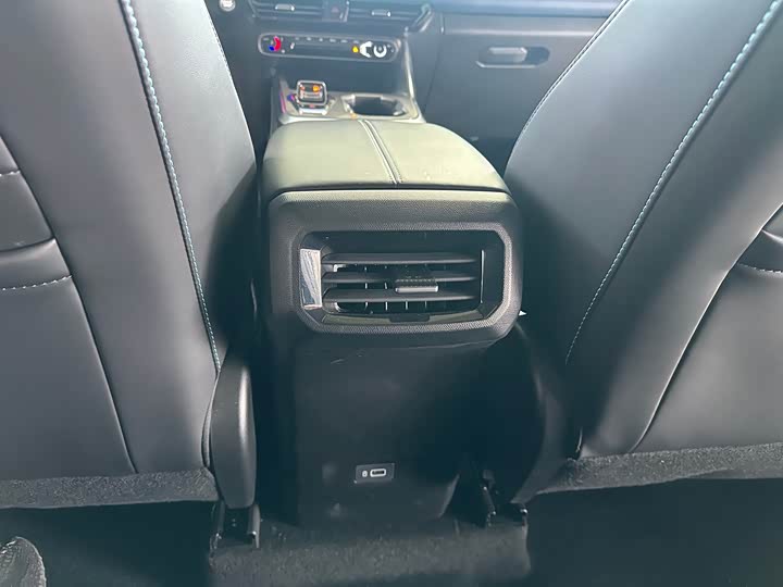 Фото 16 - GAC Trumpchi GS3