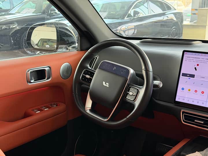 Фото 10 - LiXiang L6