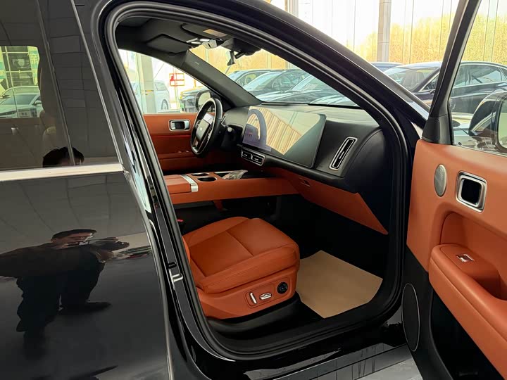 Фото 6 - LiXiang L6