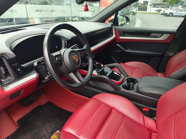 Фото 8 - Porsche Cayenne