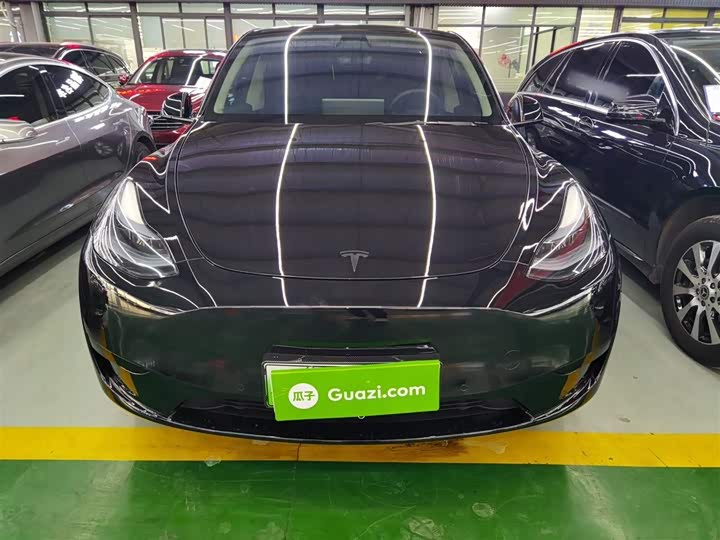 Фото 24 - Tesla Model Y
