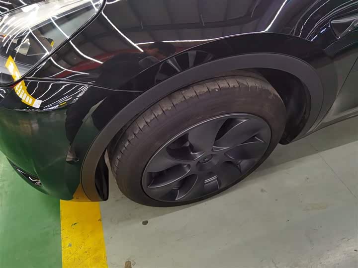 Фото 30 - Tesla Model Y