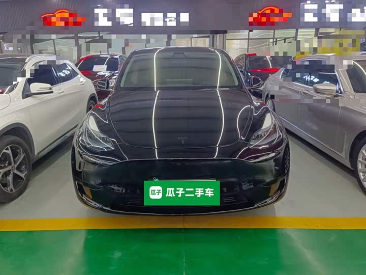 Фото 24 - Tesla Model Y