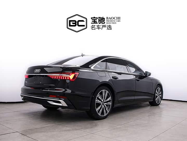 Фото 3 - Audi A6L