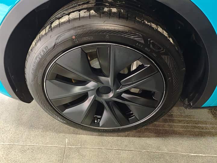 Фото 22 - Tesla Model Y