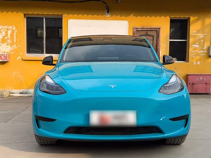 Фото 3 - Tesla Model Y