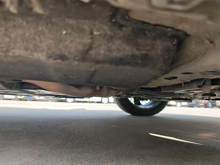 Фото 21 - Geely Emgrand L Hi·P Hybrid