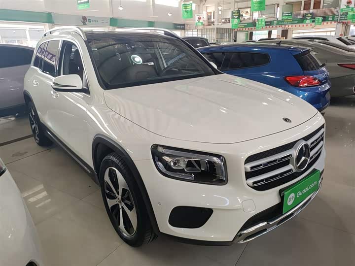 Фото 4 - Mercedes-Benz GLB-Class