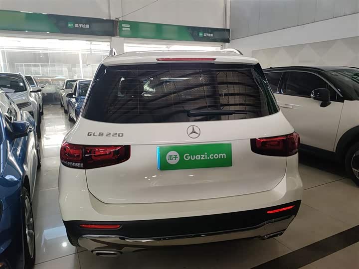 Фото 6 - Mercedes-Benz GLB-Class