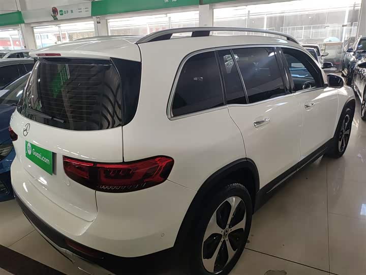 Фото 7 - Mercedes-Benz GLB-Class