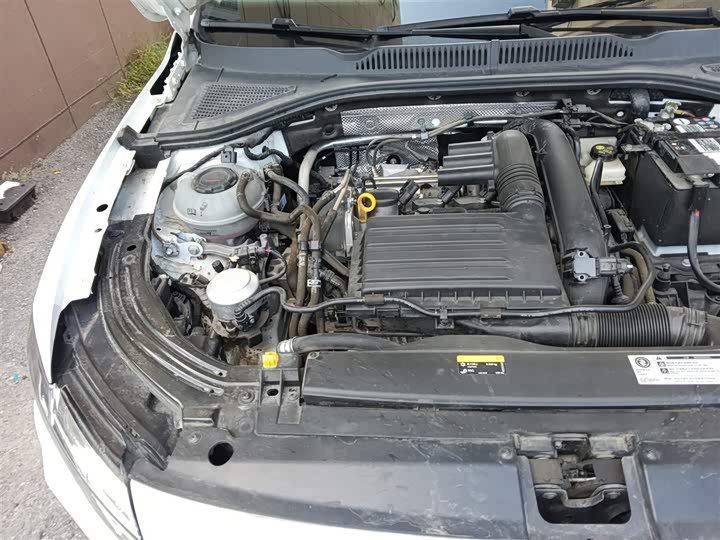 Фото 21 - Volkswagen Lavida