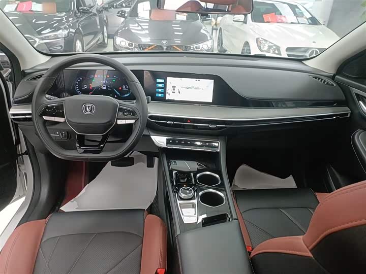 Фото 10 - Changan Eado Plus