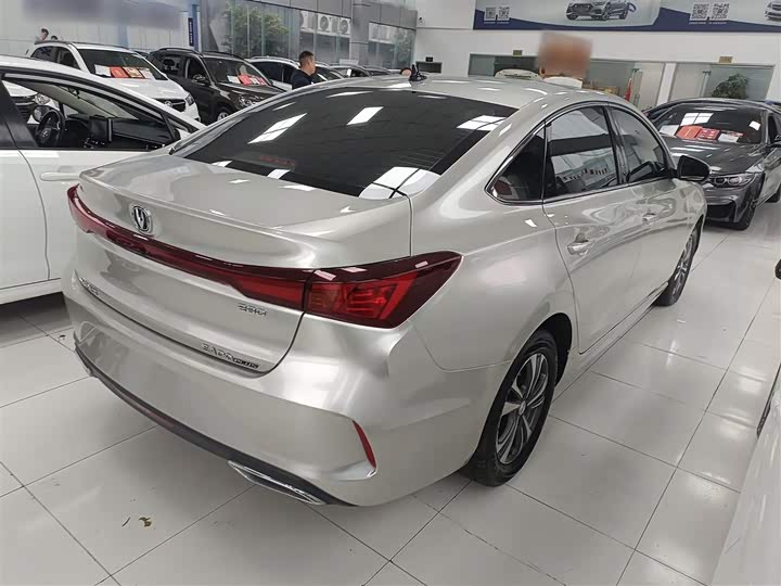 Фото 7 - Changan Eado Plus