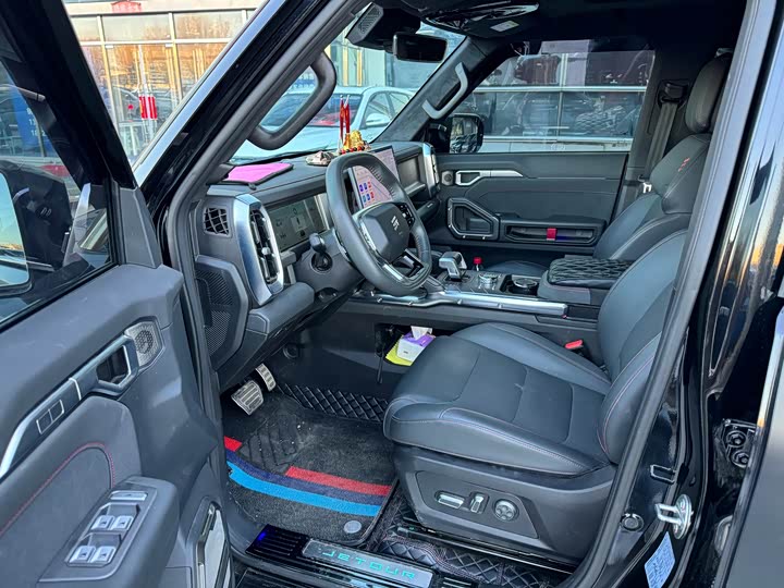 Фото 4 - Jetour T2