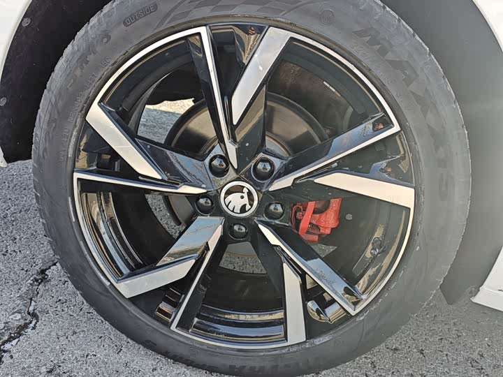 Фото 19 - Skoda Octavia Pro