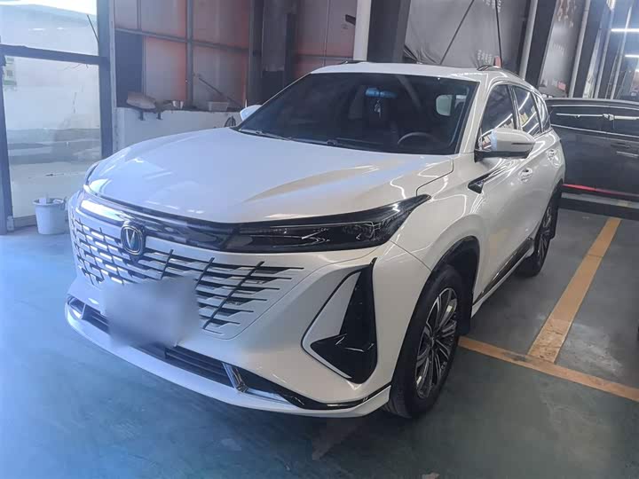 Фото 2 - Changan CS75 Plus