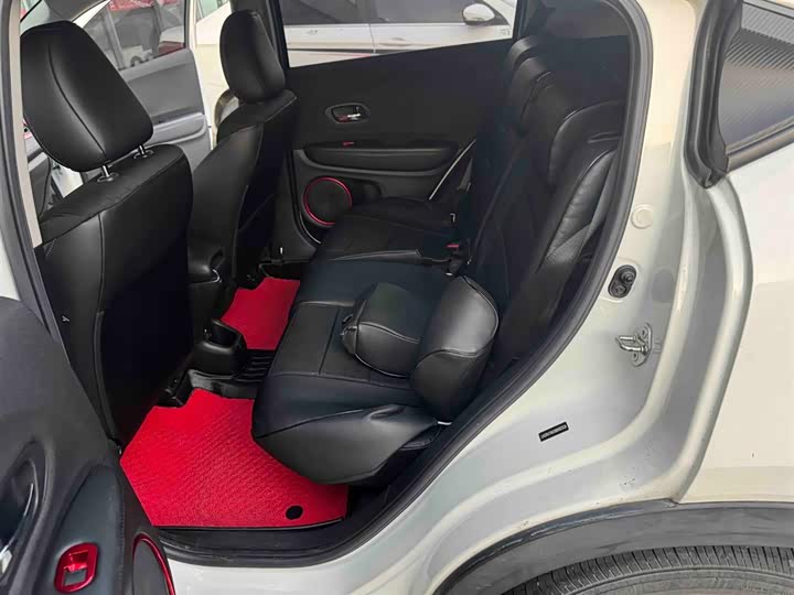 Фото 5 - Honda Vezel