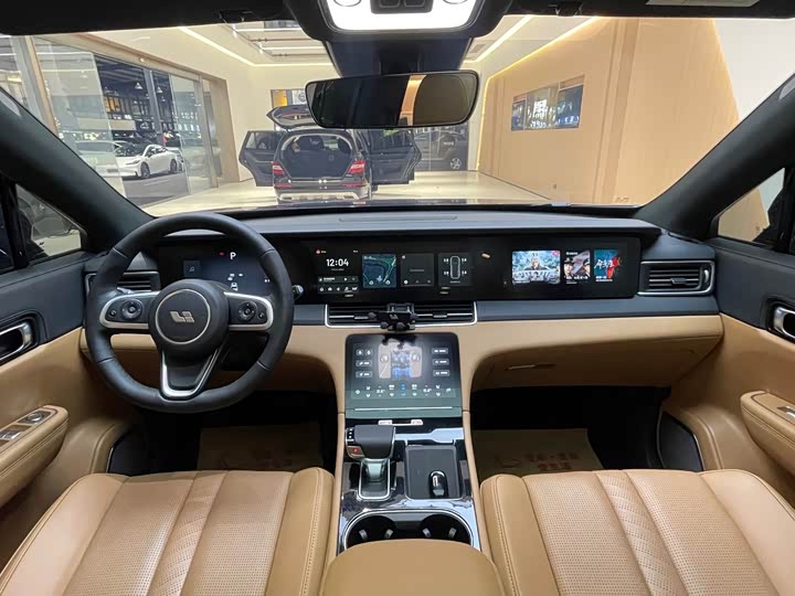 Фото 19 - LiXiang One