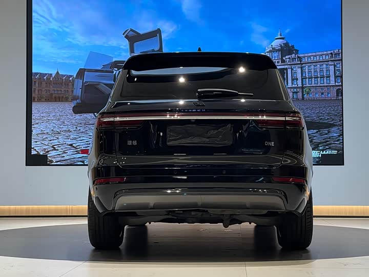 Фото 26 - LiXiang One